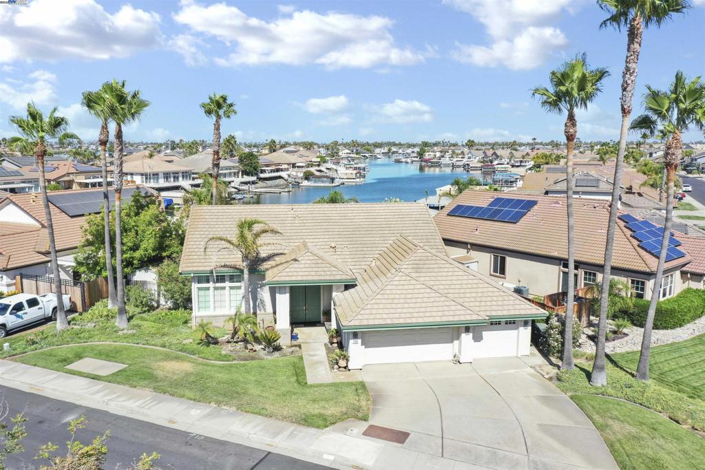1989 Newport Dr