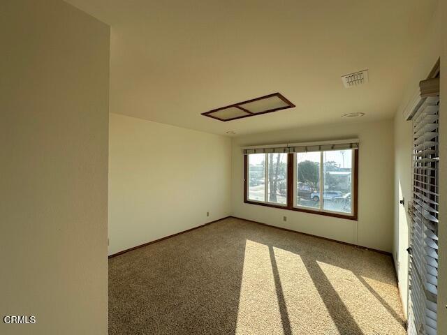 Detail Gallery Image 11 of 21 For 2613 Pierpont Bld, Ventura,  CA 93001 - 3 Beds | 2/1 Baths