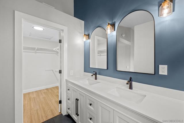 2241 Willowbrook St, Escondido CA: https://media.crmls.org/mediaz/876541bb-90b7-4944-bdb3-0bf1a3ccfa02.jpg