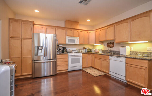 4516 Ramsdell Avenue, La Crescenta CA: https://media.crmls.org/mediaz/87672349-7188-4fe2-8e36-aea57ca8408c.jpg