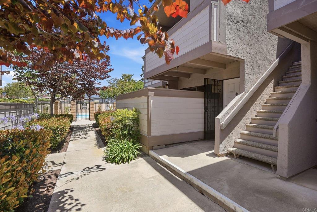 9209 Village Glen Drive - photo 2