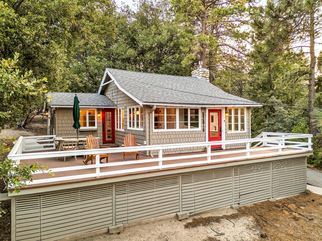 52915 Woodland Drive
