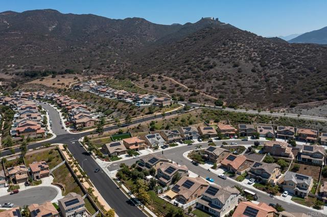 35788 Bay Morgan Lane, Fallbrook CA: https://media.crmls.org/mediaz/8768134b-cbf0-4fd8-8954-b329738b52fc.jpg