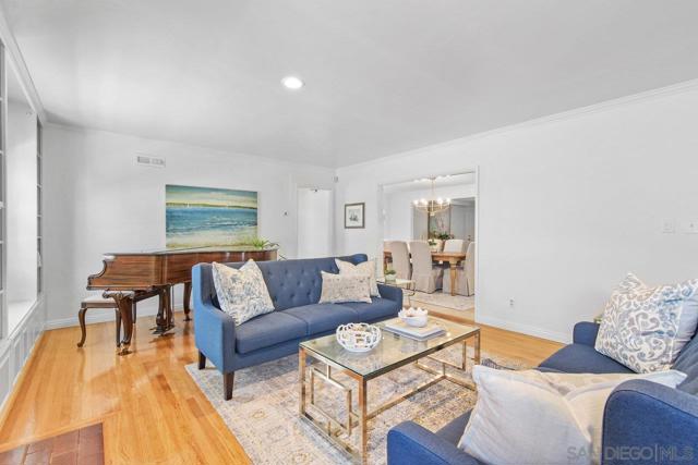 3033 Browning, San Diego CA: https://media.crmls.org/mediaz/8768e9de-9c87-4ab3-a32a-3c4c2fab1f74.jpg