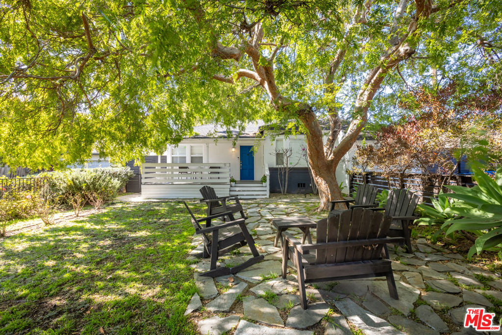 3839 Marcasel Avenue
