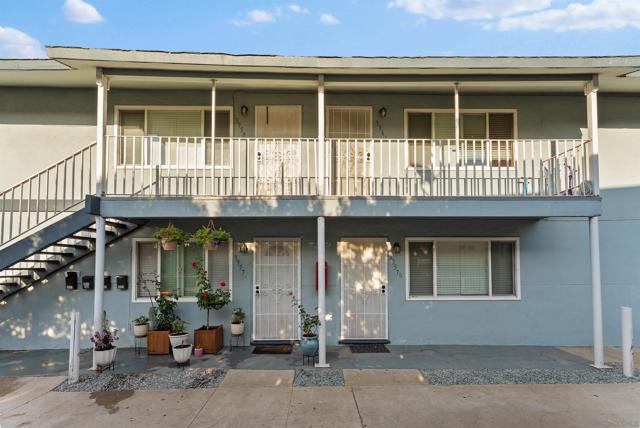 3957 61 Cottonwood St, San Diego CA: https://media.crmls.org/mediaz/87699897-deaf-4126-89f2-c33dbc6148fd.jpg