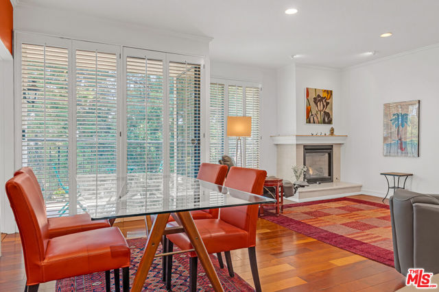 502 San Vicente Boulevard, Santa Monica CA: https://media.crmls.org/mediaz/876b2ae0-c534-45a1-92f5-03d4846691bd.jpg