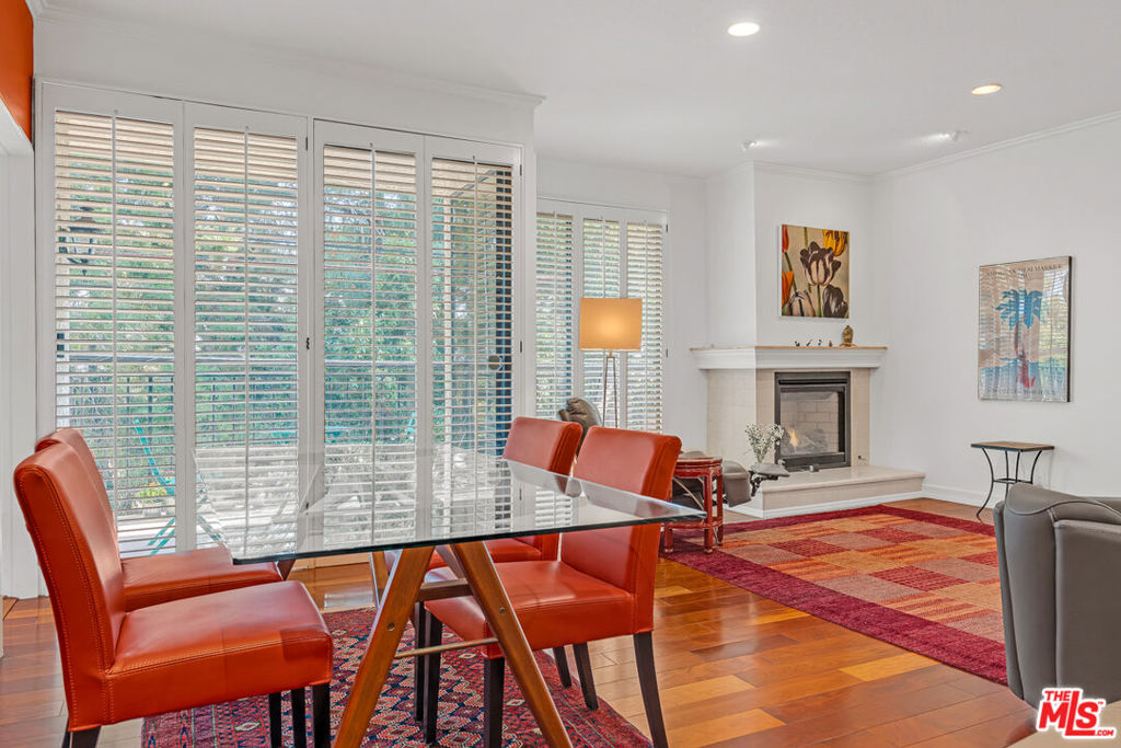 502 San Vicente Boulevard #205