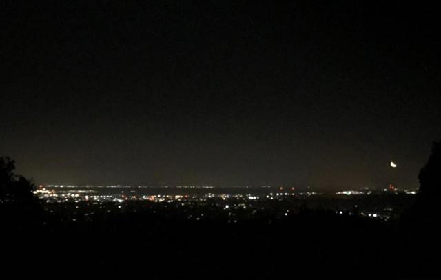 170 Hardwick Road, Woodside CA: https://media.crmls.org/mediaz/876c6f94-68a6-4209-8a9b-19cede714809.jpg