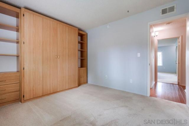 1976 Fairway Circle, San Marcos CA: https://media.crmls.org/mediaz/876c7bb9-ff31-4fb1-a977-e0c1c6674cbe.jpg