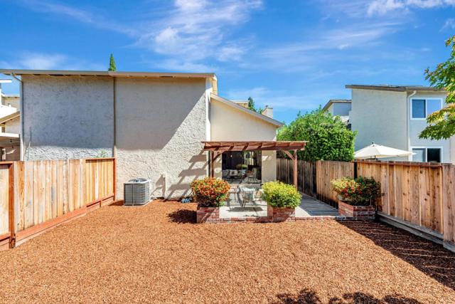 3125 Acorn Court, San Jose CA: https://media.crmls.org/mediaz/876ce9d2-5bbc-4774-8e37-d7a1728628c6.jpg