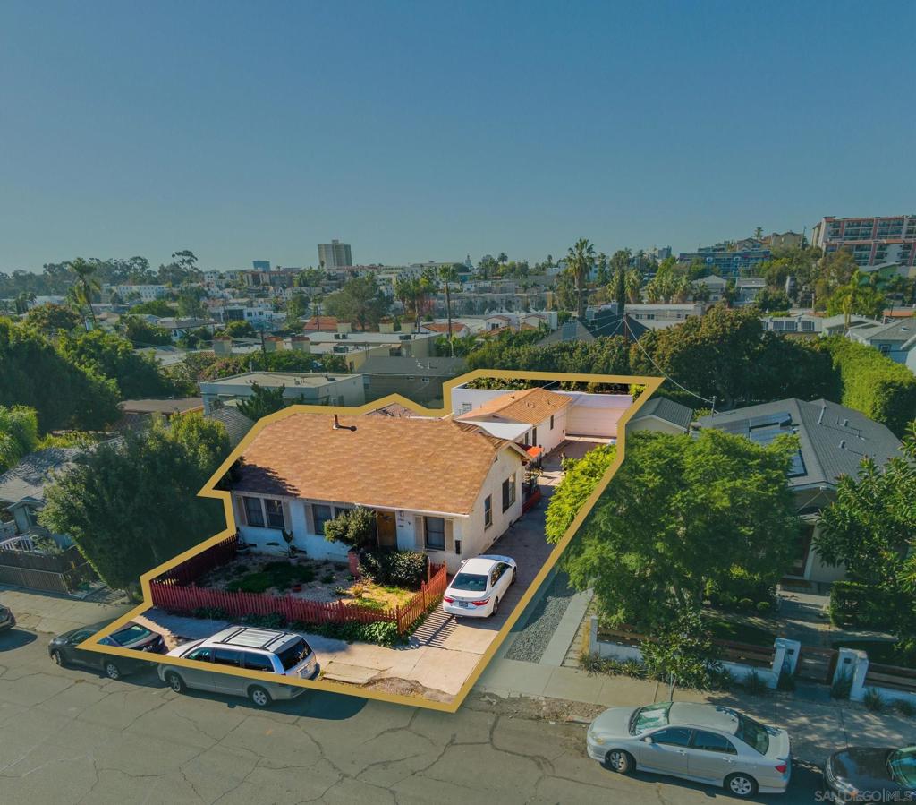 3758 Louisiana Street