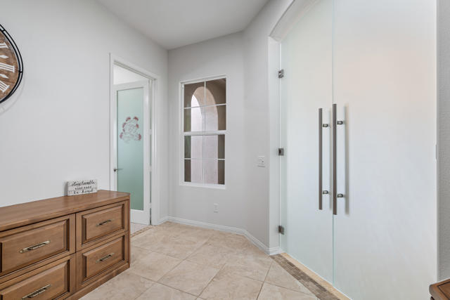 60612 Lace Leaf Court, La Quinta CA: https://media.crmls.org/mediaz/876df4fa-dbd4-4eb2-9113-5e2da4fe5eb8.jpg
