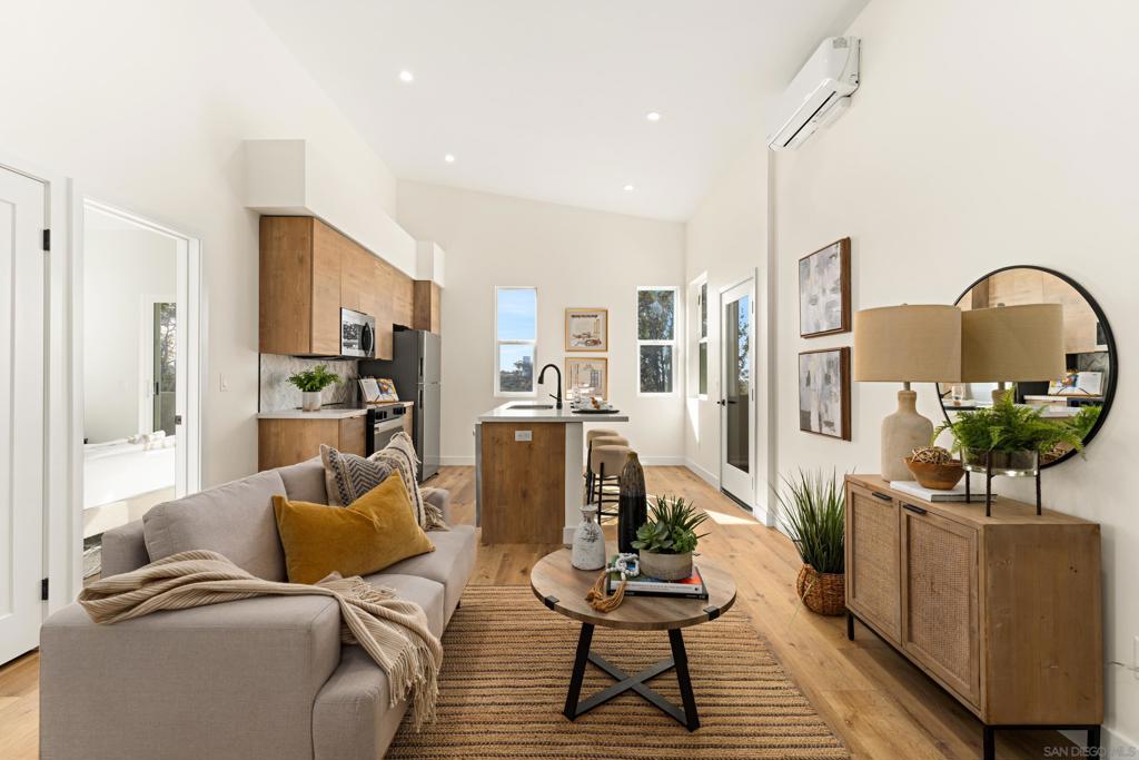 MLS #250040216SD image #32