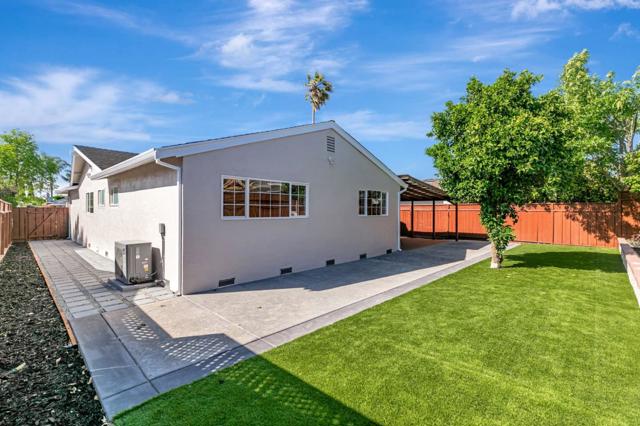 2584 Boren Drive, San Jose CA: https://media.crmls.org/mediaz/876fabe5-1810-4b75-b8d0-6f9b7daa4b33.jpg