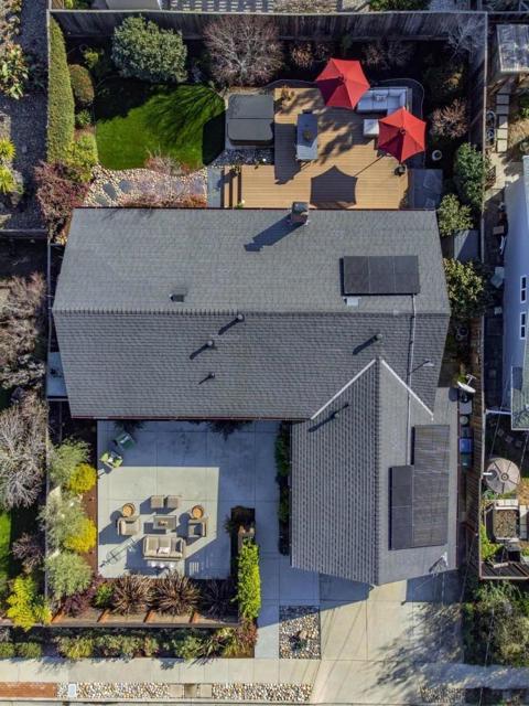 342 Cabrillo Avenue, Santa Cruz CA: https://media.crmls.org/mediaz/87701a3e-a626-4927-9905-8eea8bc209f8.jpg