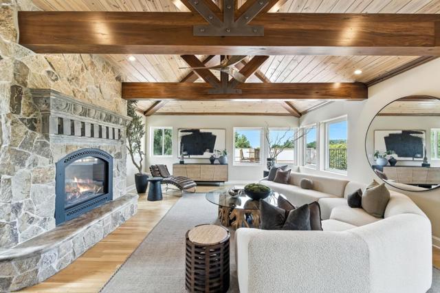18702 Bear Creek Road, Los Gatos CA: https://media.crmls.org/mediaz/87708214-8b50-486c-9097-054b1fcff7ac.jpg