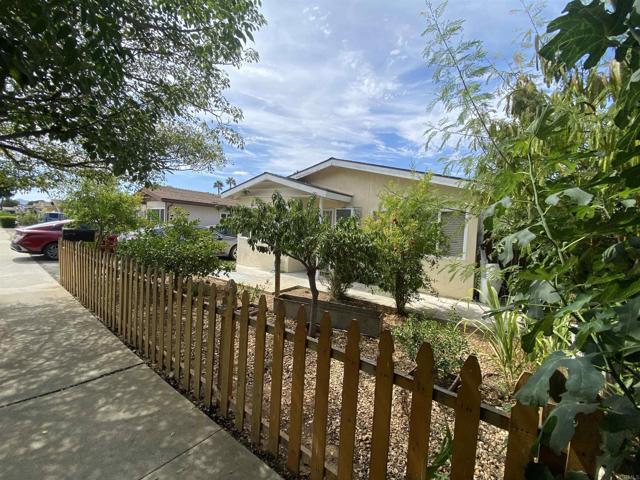 Detail Gallery Image 3 of 28 For 1746 Fairdale Ave, Escondido,  CA 92027 - 2 Beds | 1 Baths