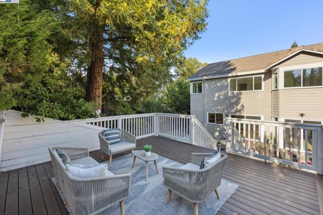 25 Mackenzie, Danville CA: https://media.crmls.org/mediaz/8772fb17-455e-4ee1-8209-1984433d758b.jpg