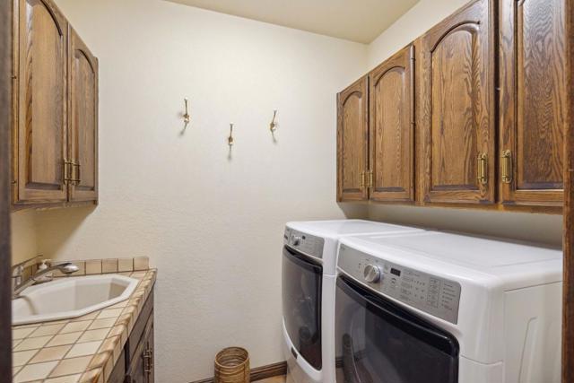 3600 Via Mar Monte, Carmel CA: https://media.crmls.org/mediaz/87736b85-f803-4d38-b8c1-15ac6ee4222b.jpg