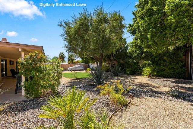 2073 Acacia Road W, Palm Springs, CA 92262