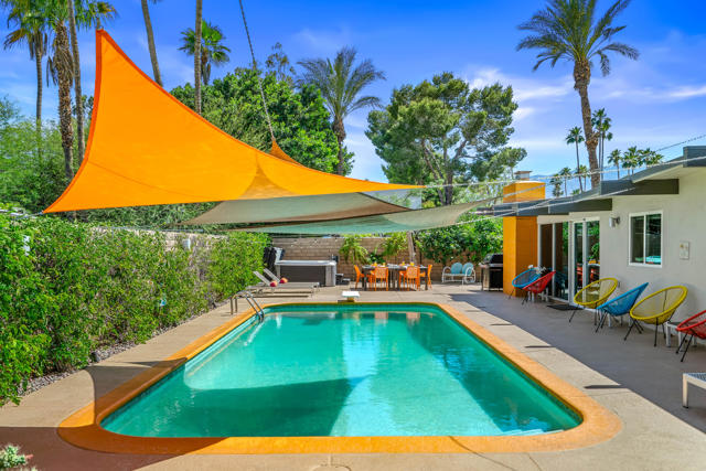 212 N Jill Circle, Palm Springs, CA 92262