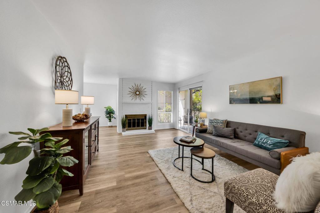 224 Oakleaf Drive #102