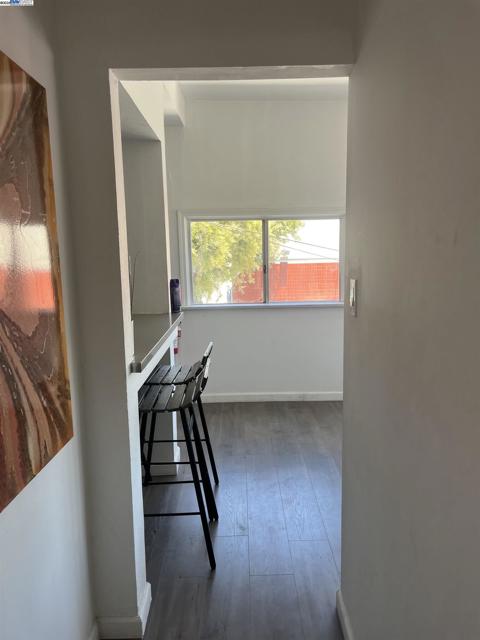 5419 S Harcourt Ave, Los Angeles CA: https://media.crmls.org/mediaz/87761b18-fe16-4034-a0ac-29eef28f4ea8.jpg