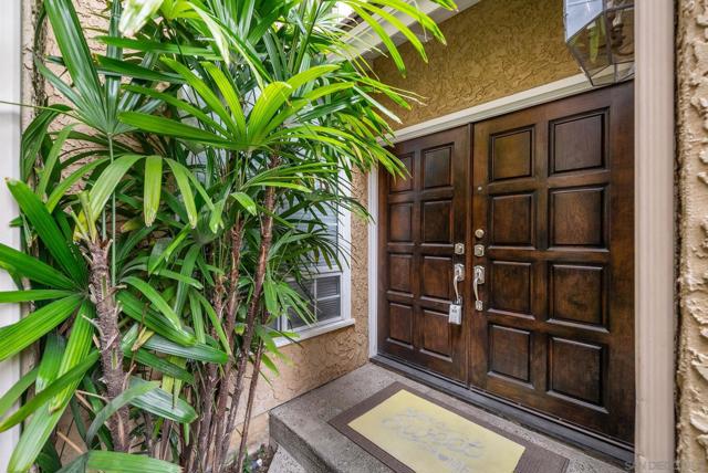 7508 Jerez Court, Carlsbad CA: https://media.crmls.org/mediaz/87776c63-b43f-44b8-88c3-4f9853ee27f1.jpg