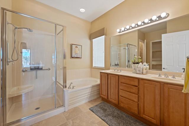 80086 Camino Santa Elise, Indio CA: https://media.crmls.org/mediaz/87778fee-d7b3-4051-8034-28cf09eeab22.jpg