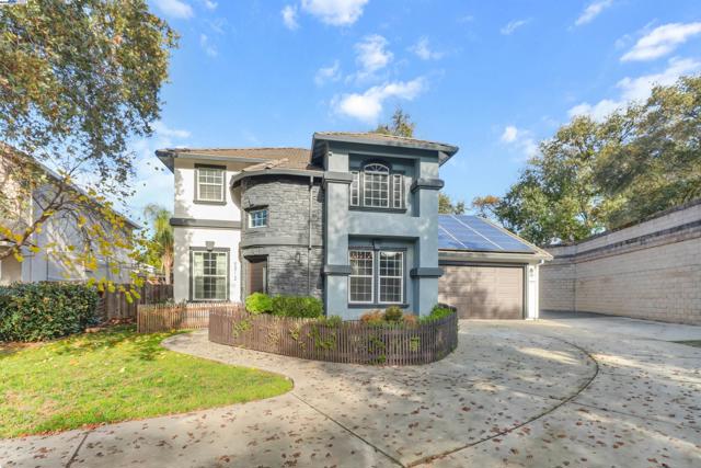 5512 Sagehen Ct, Loomis CA: https://media.crmls.org/mediaz/8778043a-f04d-4264-9bc3-1162719fe54f.jpg