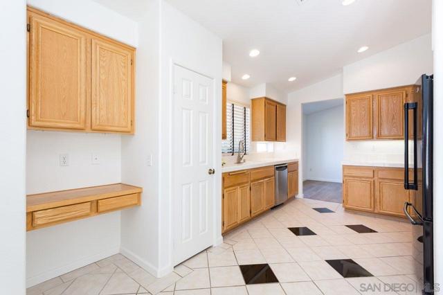 2334 Columbine Dr, Alpine CA: https://media.crmls.org/mediaz/87782ff2-1340-44b6-b452-cb239d8f3ae7.jpg