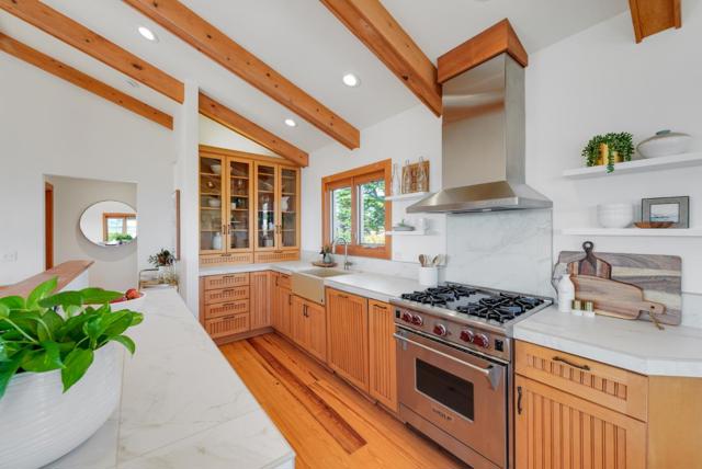 325 Kingsbury Drive, Aptos CA: https://media.crmls.org/mediaz/8778fa59-1679-4bcf-a244-eac084364512.jpg