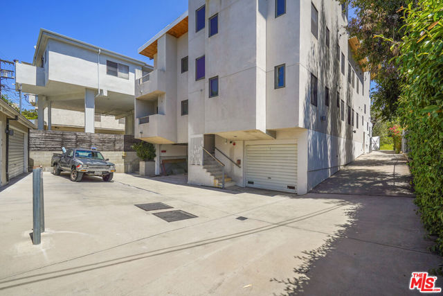 1663 Selby Avenue, #5, Los Angeles, CA 90024 Listing Photo  37
