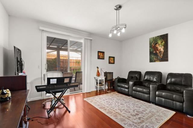 354 Vasconcellos Avenue, Manteca CA: https://media.crmls.org/mediaz/8779bb1d-5e23-47ea-af73-d083657a3d1e.jpg