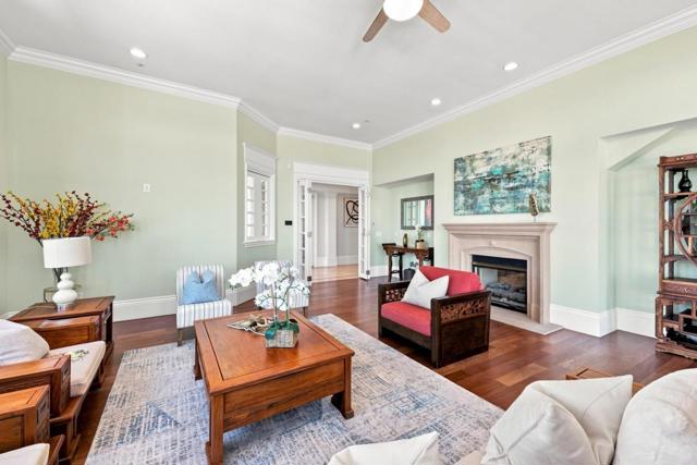 150 New Place Road, Hillsborough CA: https://media.crmls.org/mediaz/8779f3a8-f9dd-450f-8d90-7f953a0115ec.jpg