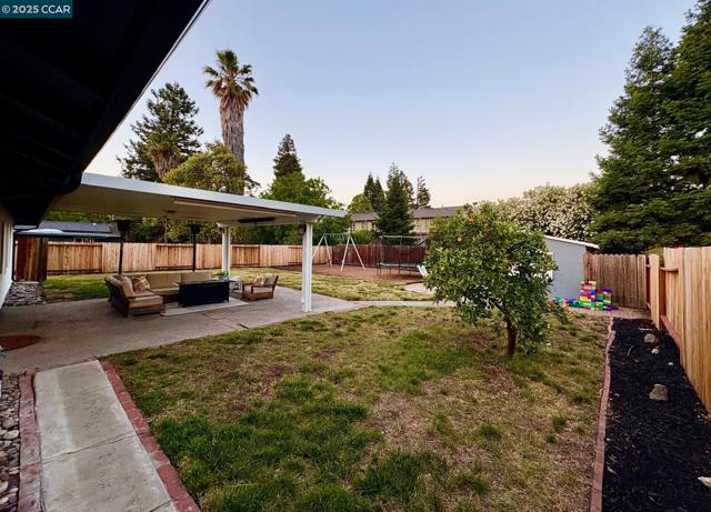2036 Helen Road, Pleasant Hill CA: https://media.crmls.org/mediaz/877a0bb4-77c1-49de-9e4e-42111e63ab88.jpg