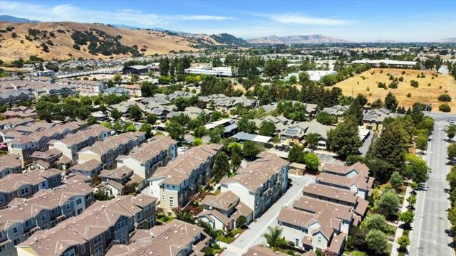 18437 Opal Lane, Morgan Hill CA: https://media.crmls.org/mediaz/877ace36-c912-4236-a658-9dd44f5399c6.jpg