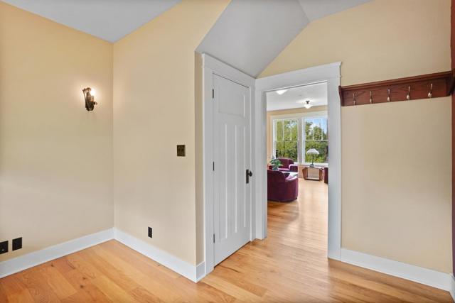 385 Miramar Drive, Half Moon Bay CA: https://media.crmls.org/mediaz/877acee7-b481-4377-be82-c99039528ce1.jpg