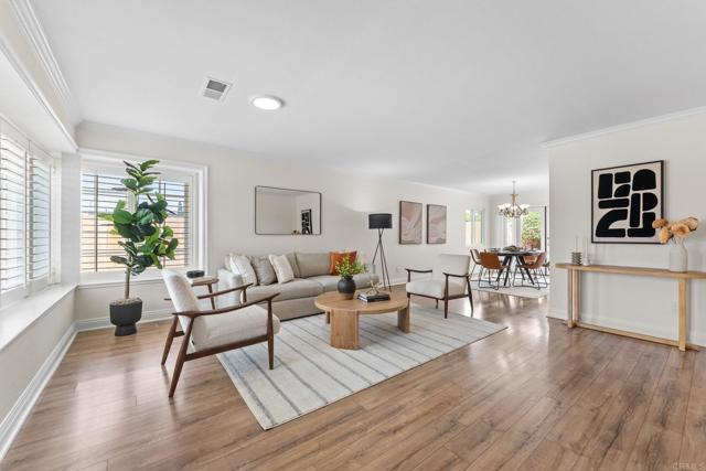 Detail Gallery Image 4 of 57 For 939 Chablis Ln, Vista,  CA 92083 - 4 Beds | 3 Baths