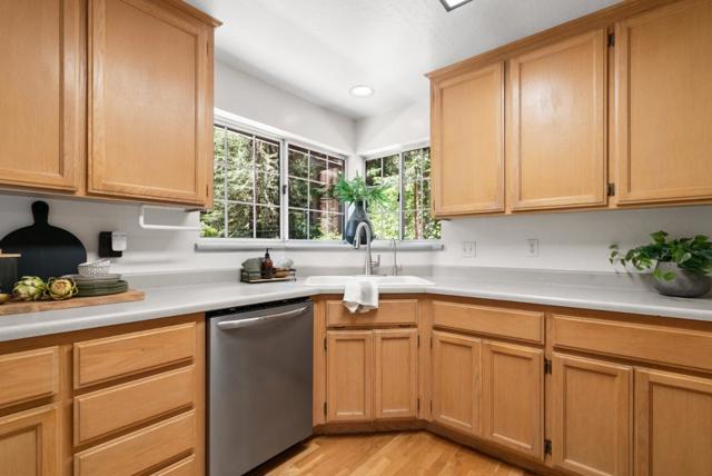 105 William Way, Felton CA: https://media.crmls.org/mediaz/877c5fa8-cdaa-42f4-b490-e2c6ca687fb5.jpg