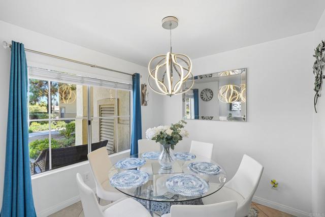 Detail Gallery Image 11 of 21 For 2083 Lakeridge Cir #104,  Chula Vista,  CA 91913 - 2 Beds | 2 Baths