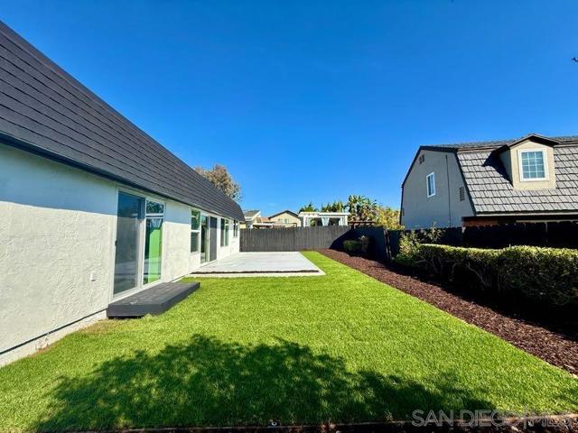 8815 Jackie Dr, San Diego CA: https://media.crmls.org/mediaz/877d7842-c0de-4636-82cb-a81d84c10179.jpg