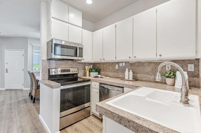 55 Carnegie Square, San Jose CA: https://media.crmls.org/mediaz/877d8ca6-1588-48ac-aa1c-b38d7c9ce637.jpg