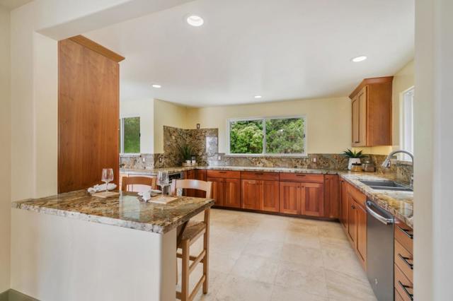 411 Hecker Pass Road, Watsonville CA: https://media.crmls.org/mediaz/877e1d80-0454-4af6-b6d4-d02f5532f498.jpg