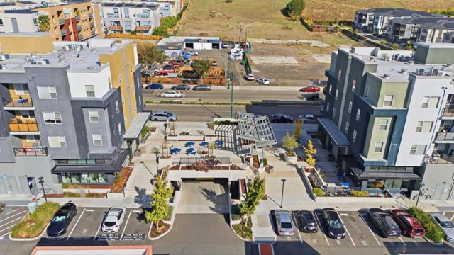 490 Trace Lane, Hayward CA: https://media.crmls.org/mediaz/877e5f8f-9b20-461c-810e-600bd36271e9.jpg