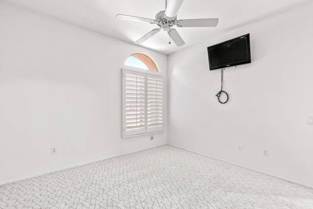 78626 Blooming Court, Palm Desert CA: https://media.crmls.org/mediaz/877ece8f-d39d-4ece-8bbd-6e71d8be6f5e.jpg