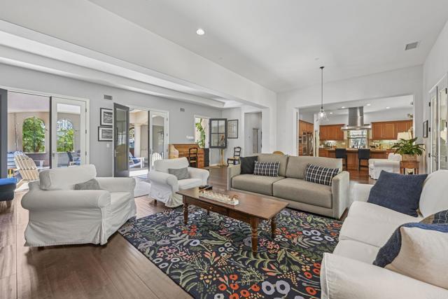 939 Bluejack Road, Encinitas CA: https://media.crmls.org/mediaz/877fb2d8-d2dc-4c5b-851d-747e5c76dc44.jpg