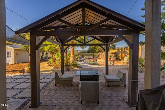1035 Moreno Drive, Ojai CA: https://media.crmls.org/mediaz/87803eb4-cf70-4c6e-8e6e-dc95a4fd4e12.jpg