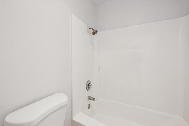 1061 Beach Park Boulevard, Foster City CA: https://media.crmls.org/mediaz/87817cb8-0495-4ddc-bdcf-b4b4827531d2.jpg